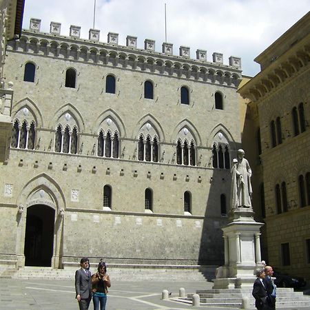 Albergo Cannon d'Oro Siena Esterno foto