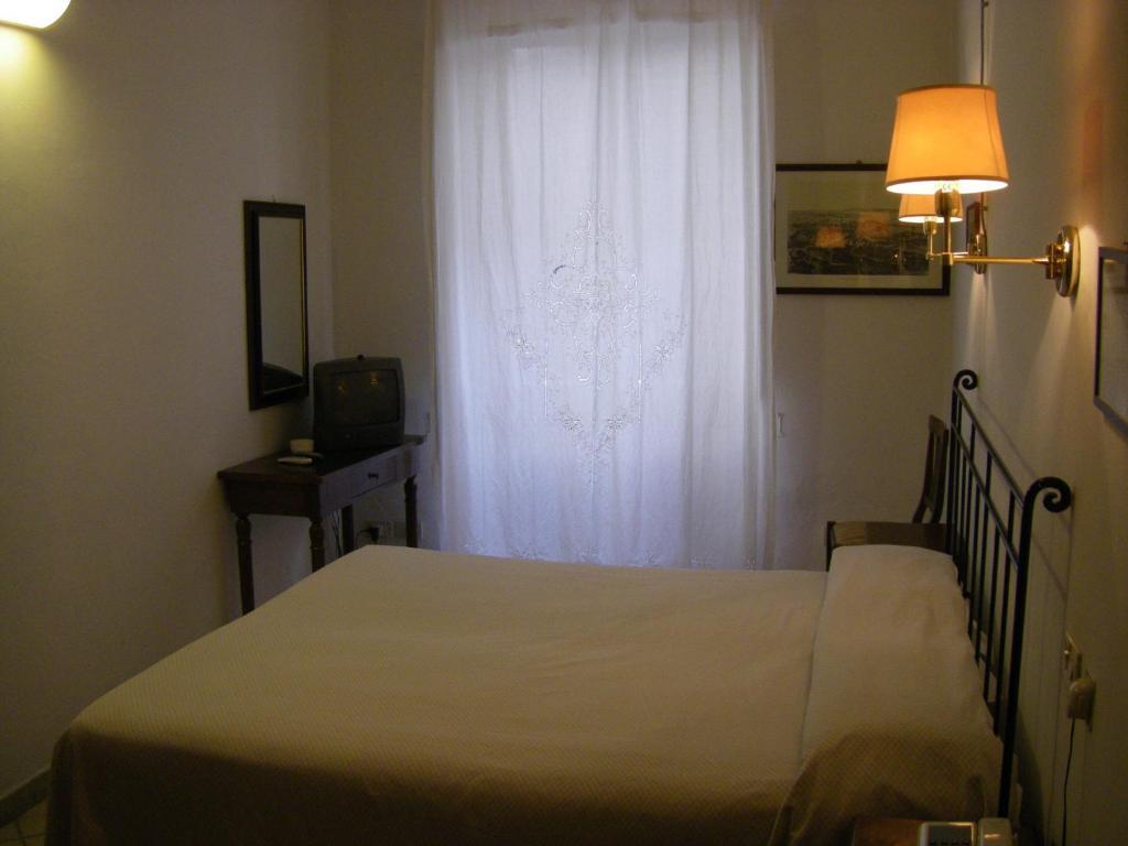Albergo Cannon d'Oro Siena Camera foto