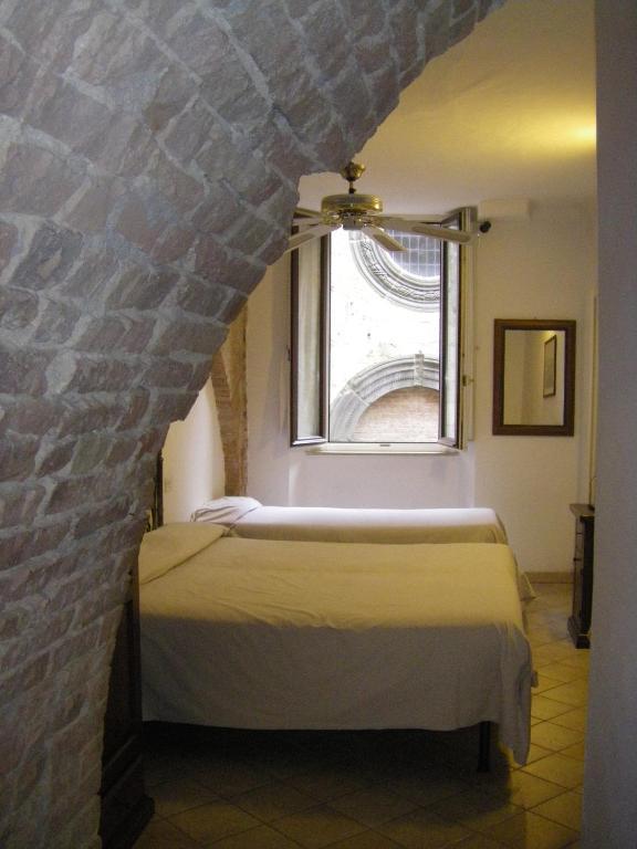 Albergo Cannon d'Oro Siena Esterno foto