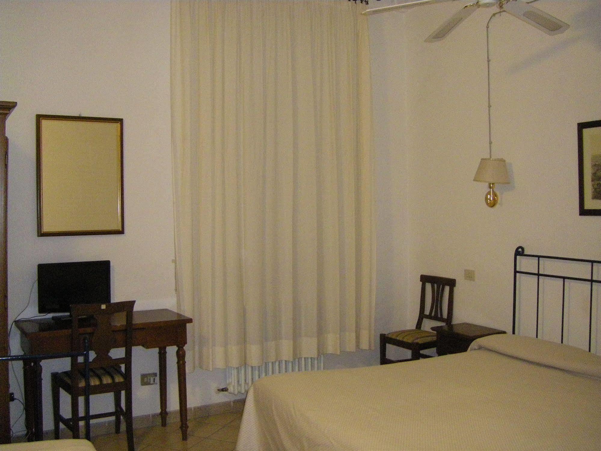 Albergo Cannon d'Oro Siena Esterno foto