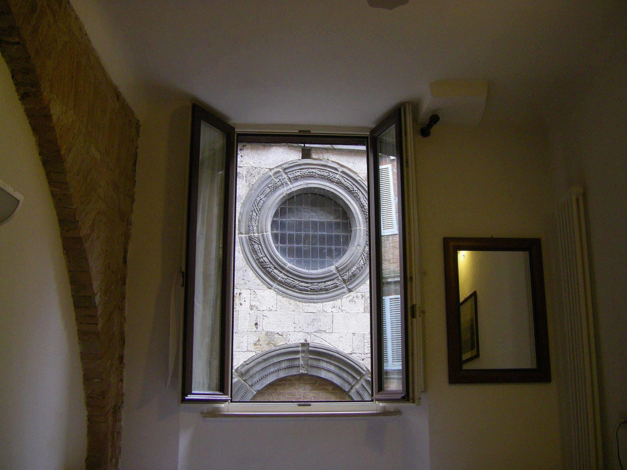 Albergo Cannon d'Oro Siena Esterno foto