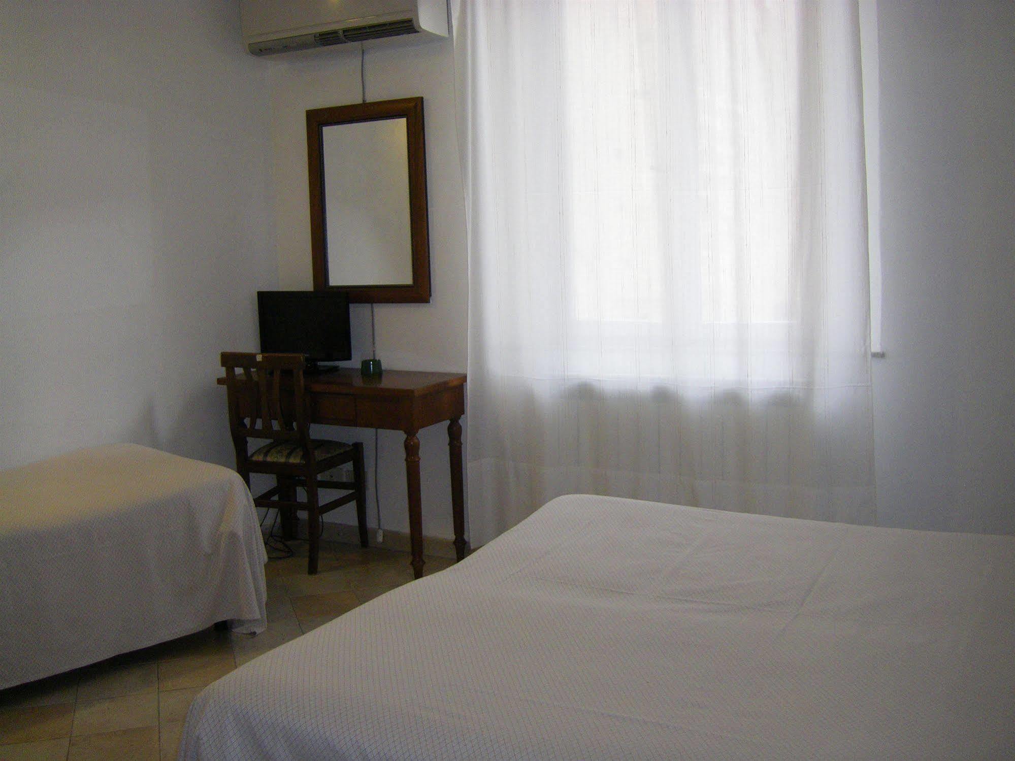 Albergo Cannon d'Oro Siena Esterno foto